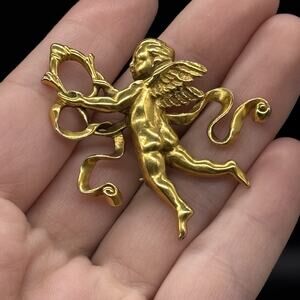 Vintage 1982 MMA Metropolitan Museum Of Art Angel Cherub Pin Brooch Pendant